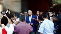 Pemanggilan Najib oleh MACC ini terkait penyelidikan terhadap SRC International Sdn Bhd, bekas anak perusahaan 1MDB yang dilanda skandal mega korupsi. Tahun 2015, MACC telah mendapatkan bukti yang menunjukkan Najib menerima aliran dana yang diselewengkan dari 1MDB. Foto: REUTERS/Lai Seng Sin