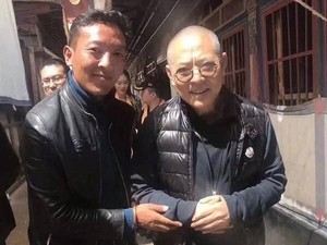 Bukan Hanya Hipertiroid, Jet Li Kabarnya Juga Punya Masalah Tulang Belakang