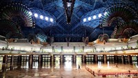Luas bangunan masjid mencapai 2.200 meter dan dapat menampung 20.680 jemaah sekaligus.