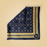 Scarf Syahrini ini memiliki ciri khas monogram inisial nama mantan teman duet Anang Hermansyah tersebut yaitu SR. Berbahan ultra silk, scarf Syahrini dijual seharga Rp 389 ribu. Foto: Instagram/Fatimah Syahrini