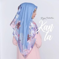 Sebagai desainer, Ivan Gunawan tak mau ketinggalan merilis hijab print scarf melalui label busananya Mandjha Hijab by Ivan Gunawan. Scarf dari Ivan ini dijual seharga Rp 279 ribu. Foto: Dok. Instagram
