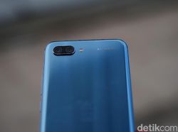 Unboxing Honor 10, Ponsel Gahar Pembunuh Flagship