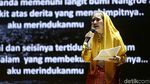 Pesona Prilly Latuconsina saat Mengenakan Baju Adat Aceh