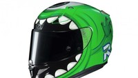 Helm HJC RPHA 11 Mike Wazowski dijual massal dengan ukuran mulai dari XS sampai XXL. Helm sudah bersertifikat DOT dan ECE. Foto: Pool (Rideapart)