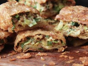 Martabak Telur Diadaptasi dari Kuliner India, Ini Catatan Sejarahnya