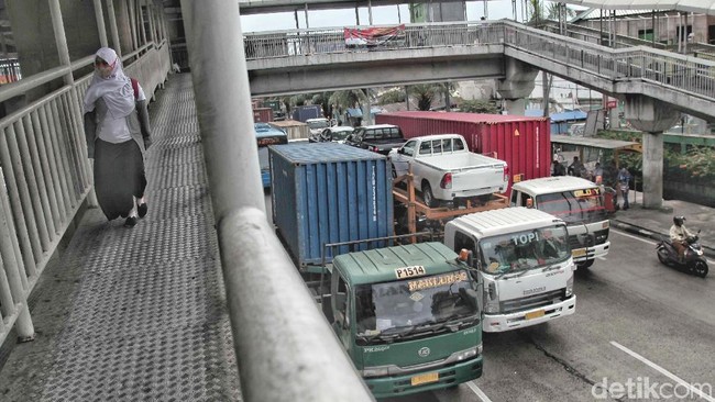 Proyek Kanal Cikarang Bekasi Laut Kurangi Macet 15%