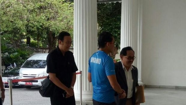  Meski sepi, Sandiaga tidak akan melakukan evaluasi terhadap sistem pengaduan di Balai Kota.