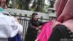 Mengintip Bazar Baju Murah Ramadan di RSUD Tanjung Priok