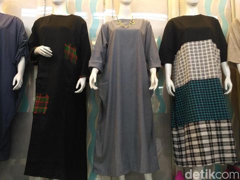  Gamis  Seperti Ini Jadi Tren Baju  Lebaran 2019 di Tanah  Abang 