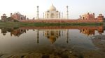 Potret Miris Keindahan Taj Mahal Dikepung Sampah