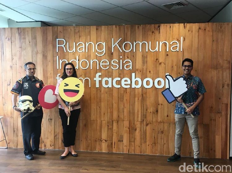 Mengintip Kenyamanan Ruang Komunal Facebook di Jakarta