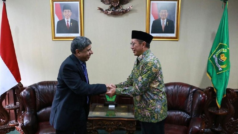 Sidik Jari dan Data Biometrik Jemaah Haji Direkam di Embarkasi Sidik Jari dan Data Biometrik Jemaah Haji Direkam di Embarkasi