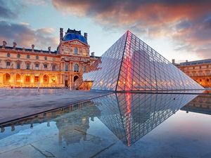 Terbesar di Dunia! Museum Louvre Paris Pecahkan Rekor 10,2 Juta Pengunjung
