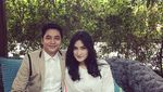 Mengintip Moment Mesra Adly Fairuz Bersama Sang Pacar Saat Kulineran