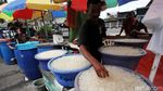 Manisnya Bisnis Kolang-kaling di Bulan Suci