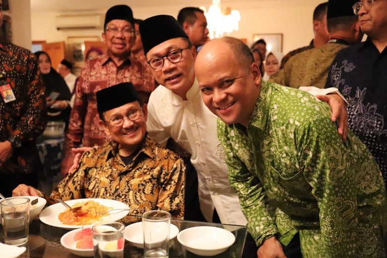 Bertemu Habibie, Zulkifli Hasan Minta Saran Majukan Umat Bertemu Habibie, Zulkifli Hasan Minta Saran Majukan Umat