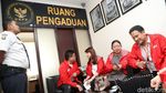 Foto: Tsamara Amany Laporkan Ketua Bawaslu ke DKPP