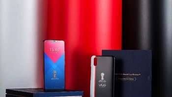 Terdapat kamera ganda di bagian belakang 12 MP dan 5 MP. Sementara kamera depan berukuran 12 MP. Foto: Sohu