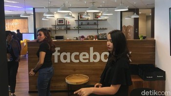 Suasana cozy ditawarkan oleh Facebook bagi komunitas yang ingin memanfaatkan Ruang Komunal dari Facebook ini. Foto: detikINET/Agus Tri Haryanto