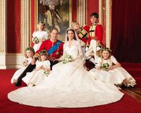 Foto Pernikahan Pangeran Harry Dirilis, Ini Bedanya dengan Pangeran William