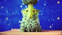 Hayo tebak ini apa? Anna menamainya Broccoli sheep. Sepertinya tokoh yang dibuatnya ini sudah berusia lanjut. Tapi tetap saja lucu.Foto: Instagram @awesome_oso