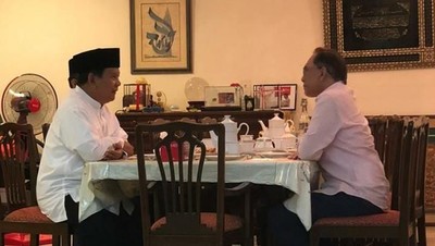 Potret Pertemuan Prabowo-Anwar Ibrahim Bahas Reformasi Malaysia
