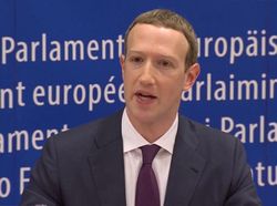 Mengintip Zuckerberg Dicecar Parlemen & Disambut Demo