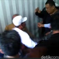 Momen Anggota LPI Berjibaku Lerai Pengeroyokan Hitler