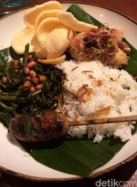 Di Sini Bisa Berbuka Puasa dengan Suasana Pasar Papringan Temanggung