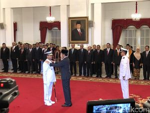 Jokowi Lantik Siwi Sukma Adji Jadi KSAL Gantikan Ade Supandi