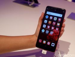 Penampilan Perdana Oppo F7 Youth yang Menggoda