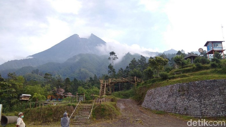 Waspada! Hari Ini Gunung Merapi Memasuki Awal Erupsi Magmatik Waspada! Hari Ini Gunung Merapi Memasuki Awal Erupsi Magmatik
