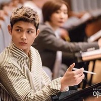 Meski sudah meminta maaf atas kejadian tersebut, Lee Seo Won harus kehilangan pekerjaannya. Aktor berusia 21 tahun ini dikeluarkan dari drama About Time. Foto: Instagram @leeseowon_official