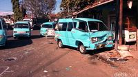 Truk Seruduk 3 Angkot di Sukabumi, 1 Orang Pingsan