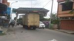 Berita Heboh: Emak-emak In Action Hingga Gapura Jalan-jalan