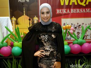 Kena Isu Prostitusi Online, Shinta Bachir Bahagia Calon Suami Menerimanya