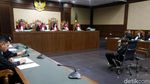 Bupati Pemilik Deretan Mobil Mewah Mulai Diadili