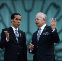 Saat bertemu Presiden RI Joko Widodo 2015 lalu, mantan PM terduga kasus korupsi sebuah perusahaan investasi negara itu memakai jam tangan Jaeger LeCoultre untuk menyempurnakan gayanya bersetelan hitam. (Foto: setkab.go.id)