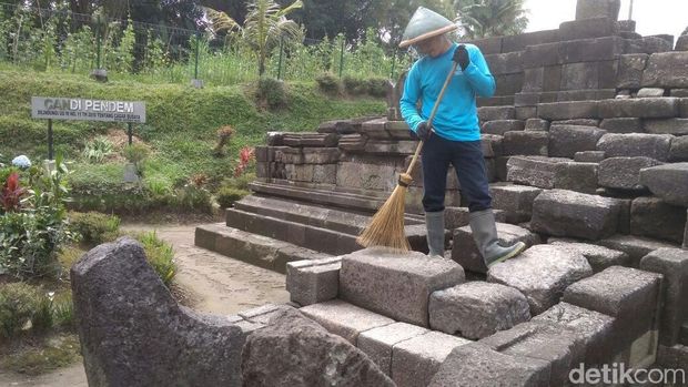 Terdampak Abu Merapi, Begini Perawatan Candi-candi di Magelang