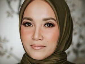 Takjub! Ibu Rumah Tangga Ini Jual 30 Ribu Hijab dalam 5 Menit