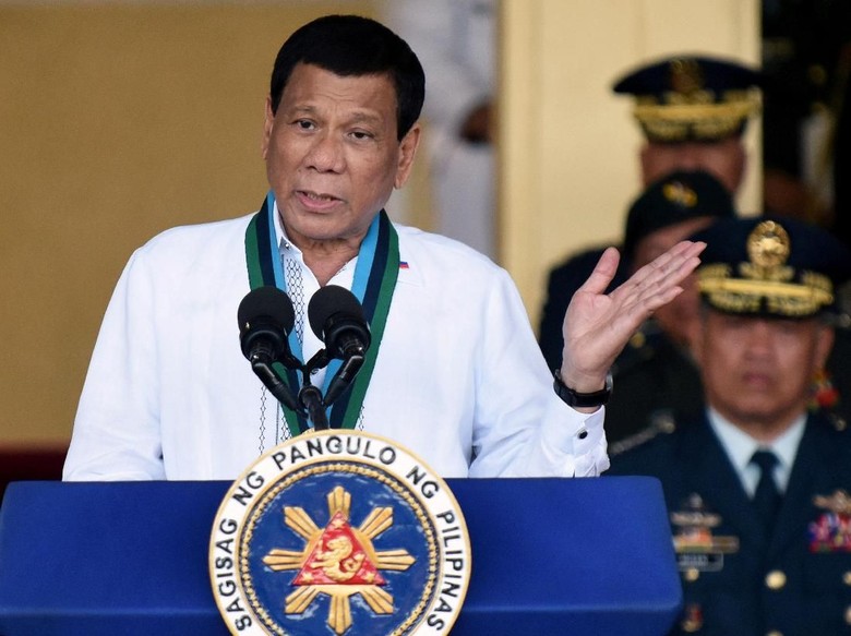 Duterte: Filipina Tak Akan Mampu Berperang dengan China Duterte: Filipina Tak Akan Mampu Berperang dengan China