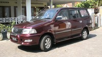 Kijang kapsul yang merupakan penyegaran dari generasi sebelumnya. Foto: Dok. Istimewa