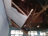 Kurang Perhatian Pemkab Bogor, Kelas SDN Kota Batu Ambruk