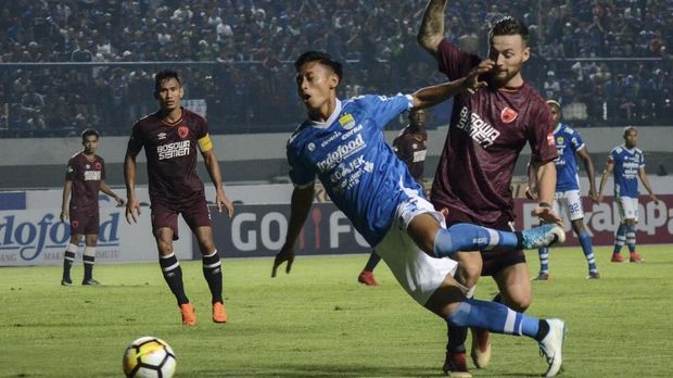 Persib menang 3-0 atas PSM dalam pertemuan pertama di Liga 1 2018.