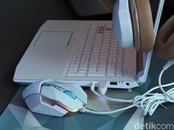 Cantiknya Predator Helios 300 Spesial Edition