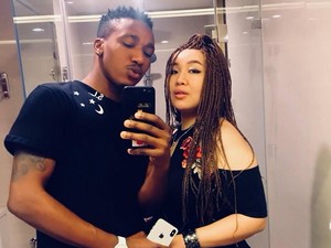 Buktikan Cinta Tak Pandang Warna Kulit, Kisah Pasangan Ini Jadi Viral