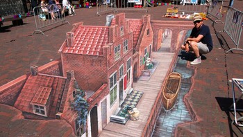 Ini adalah karya seniman Leon Kerr di jalanan Belanda. Sungguh niat sehingga hasilnya pun menakjubkan. Foto: mymodernmet