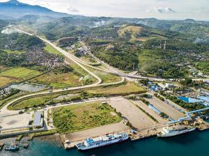 Pesona Pintu Masuk Bakter, Tol Terpanjang di RI
