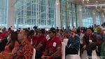 Menhub Ajak 73 Anak Yatim Terbang Perdana dari Bandara Kertajati