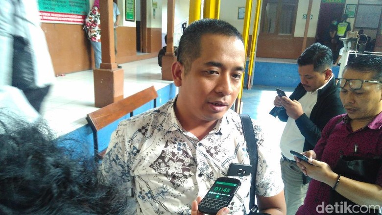 Sutradara Video Porno Bocah-Perempuan Terancam 20 Tahun Bui Sutradara Video Porno Bocah-Perempuan Terancam 20 Tahun Bui